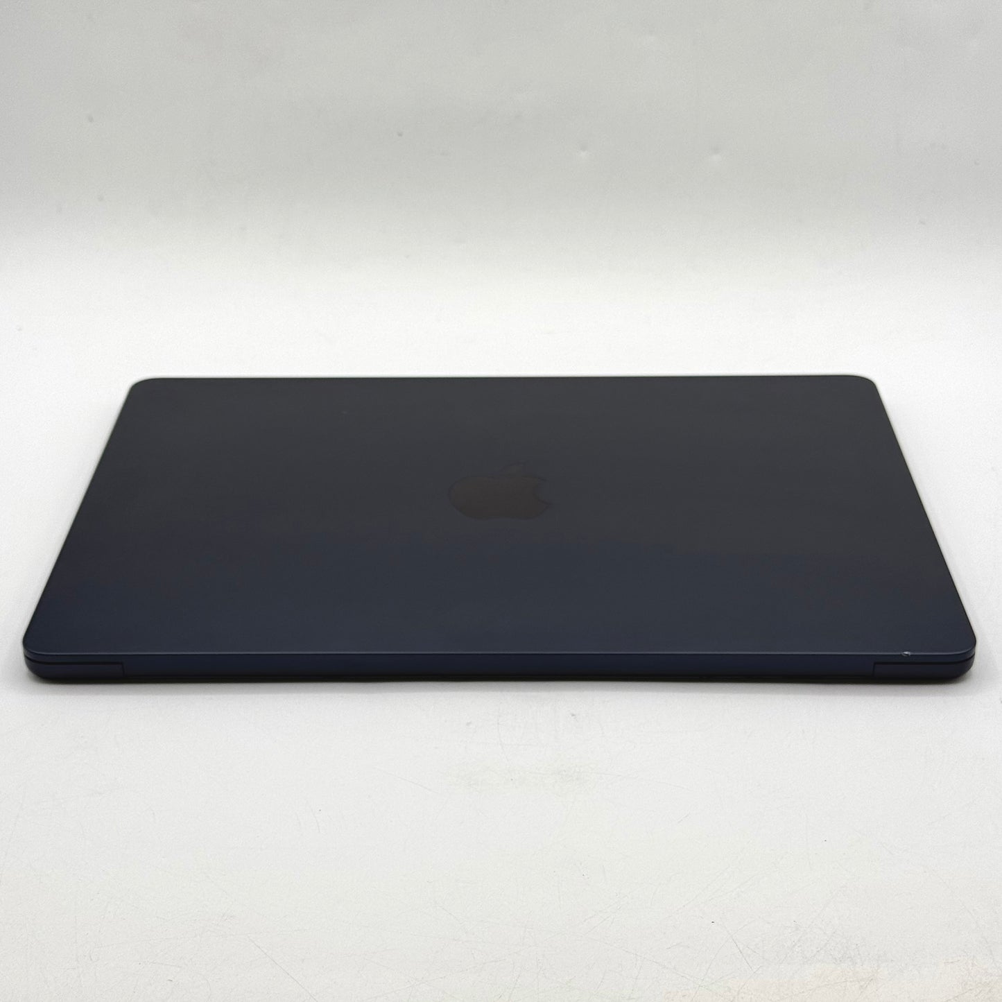 2024 Apple MacBook Air 13.6" M3 8C GPU 4.0GHz 8GB RAM 256GB SSD A3113