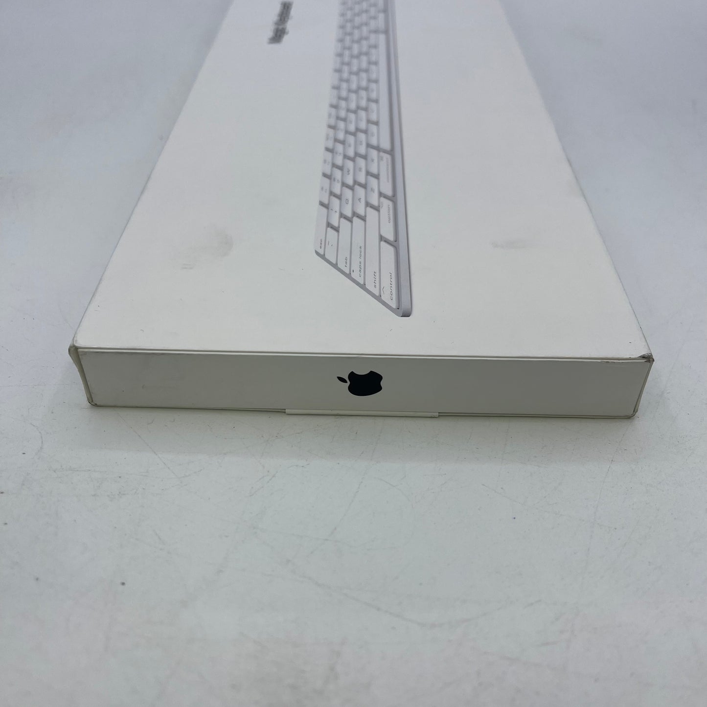 New Apple Magic Keyboard with Numeric Keypad White A1843 Keyboard