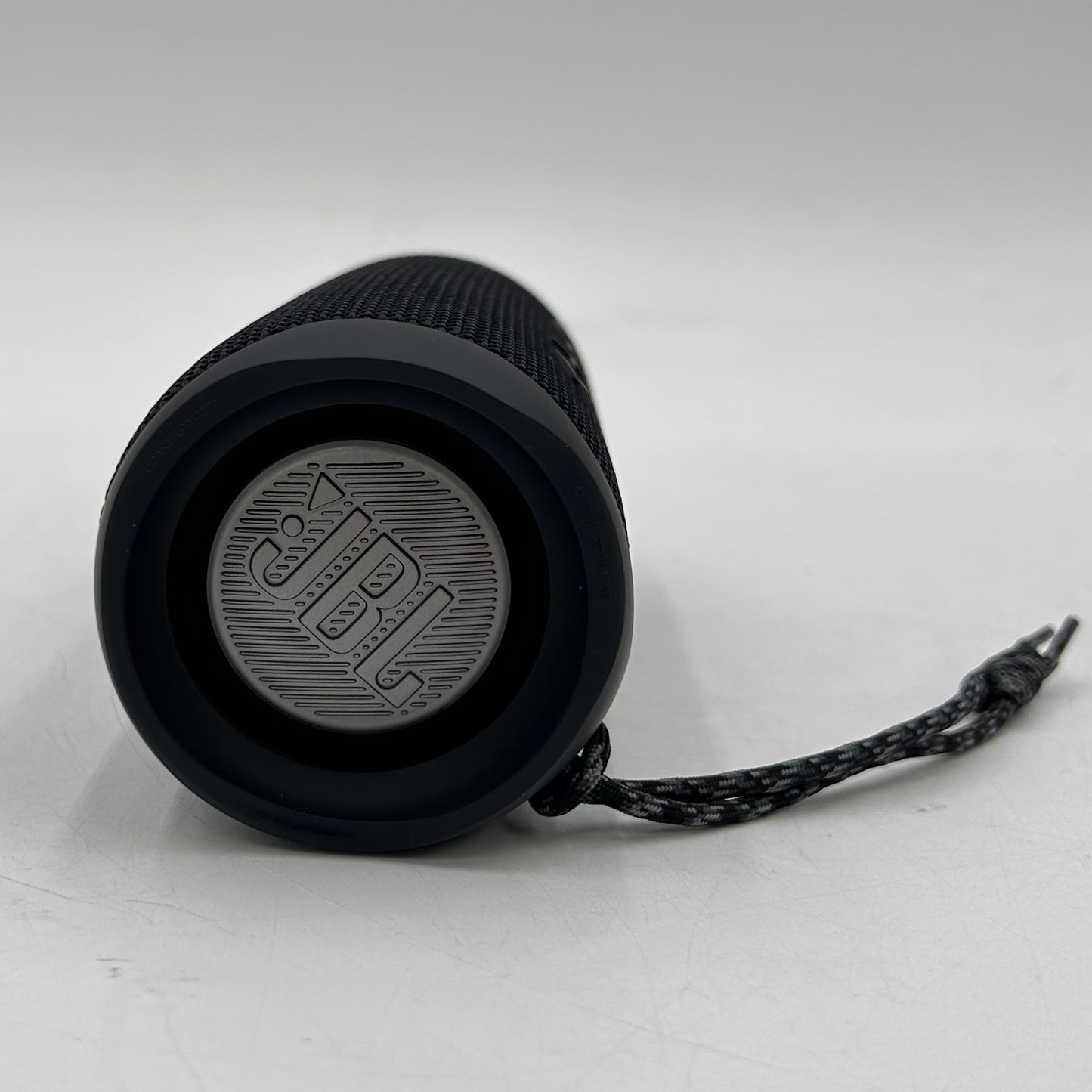 JBL Flip 5 Portable Bluetooth Party Speaker Black JBLFLIP5BLKAM