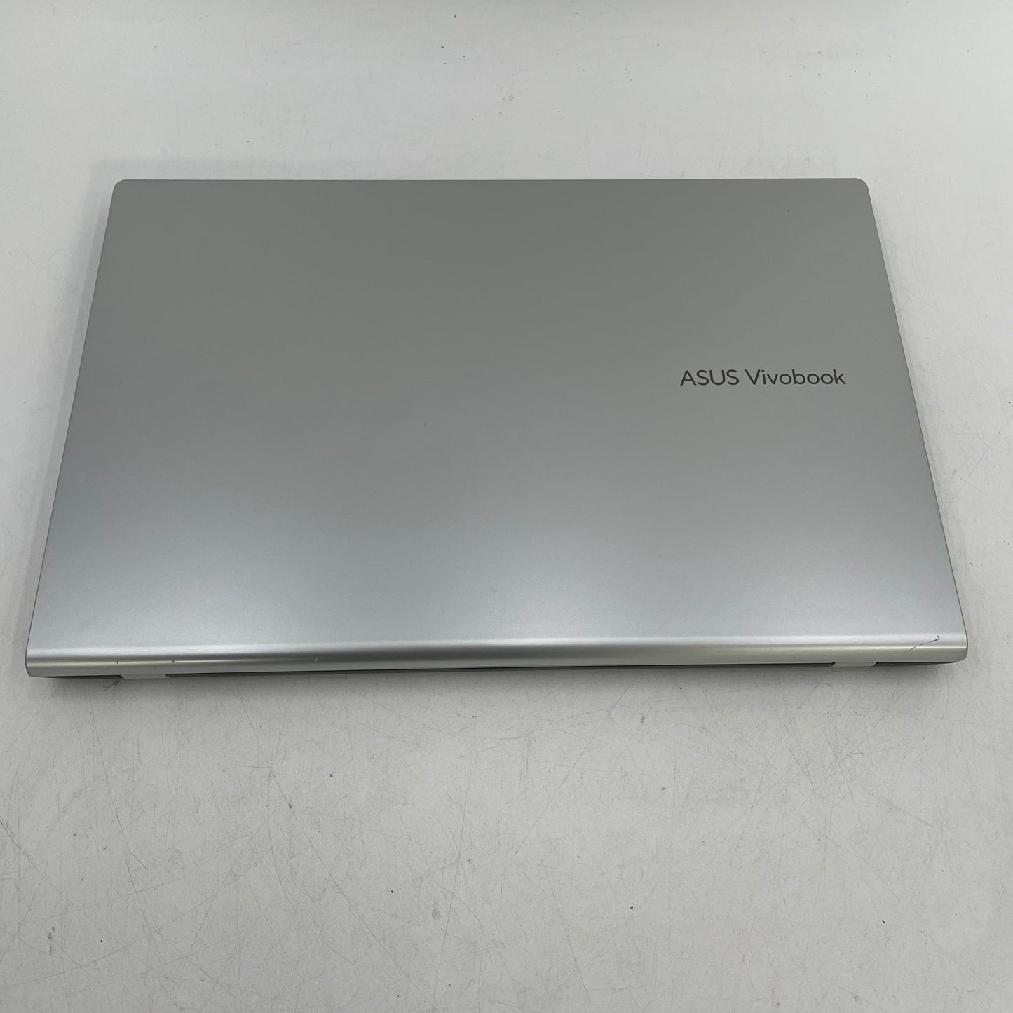 ASUS Vivobook X1400EA-I38128 i3-1115G4 3.0GHz 8GB RAM 128GB SSD UHD Graphics