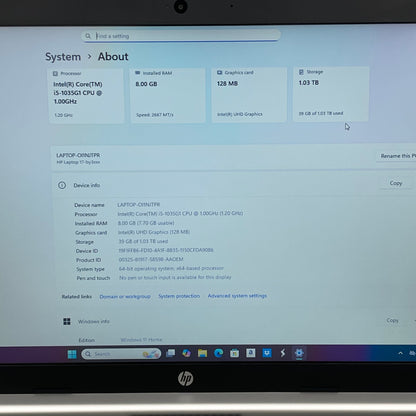 HP 17-by3065st 17.3" i5-1135G7 1.0GHz 8GB RAM 1TB HDD 120GB SSD