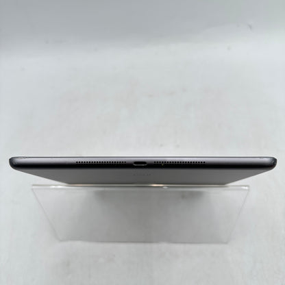 WiFi Only Apple iPad Air 1st Gen 32GB 12.5.7 Space Gray MD786LL/B