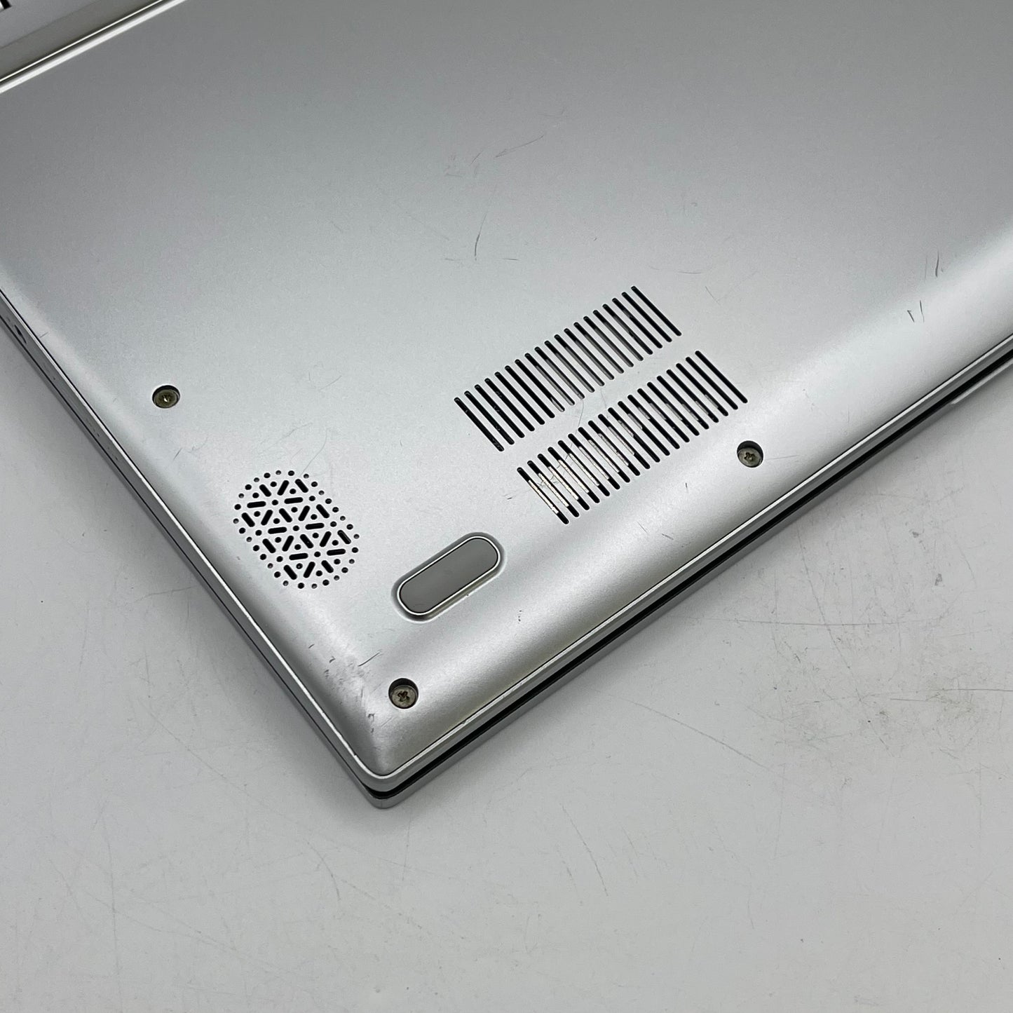 Asus Vivobook 14 X420U 14" i5-8250U 1.6GHz 8GB RAM 128GB SSD