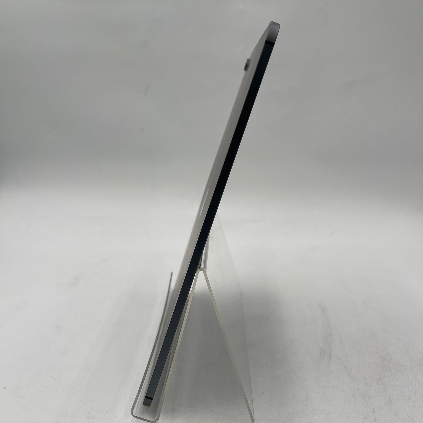 Unlocked Apple iPad Pro 12.9" 3rd Gen 256GB Space Gray MTJ02LL/A