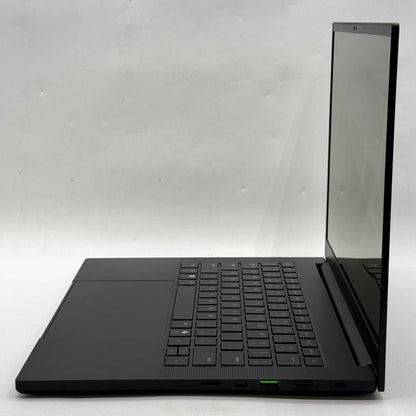 Razer Blade 14 RZ09-0530 14" Ryzen AI 9 365 64GB RAM 2TB SSD GeForce RTX 5070