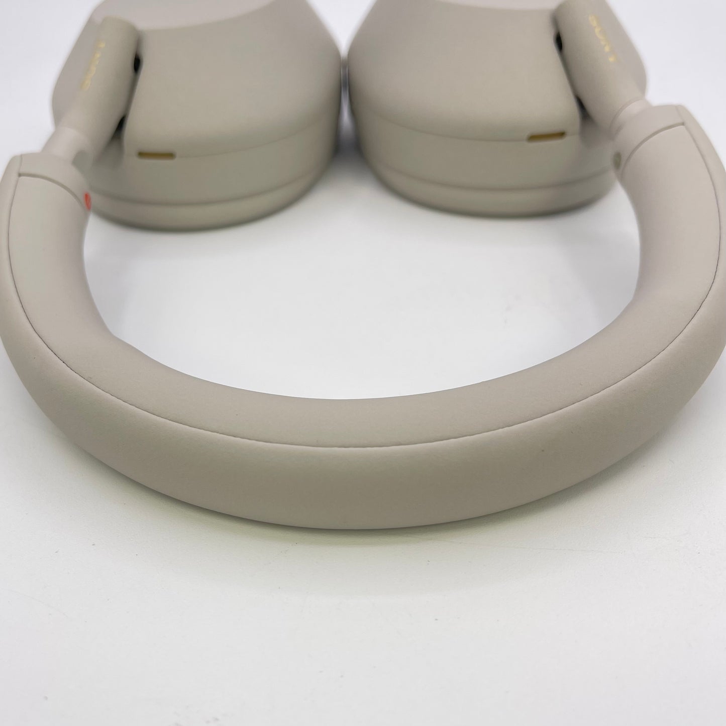 Sony WH-1000XM5 Wireless Noise Canceling Stereo Over Ear Headset Silver YY2954