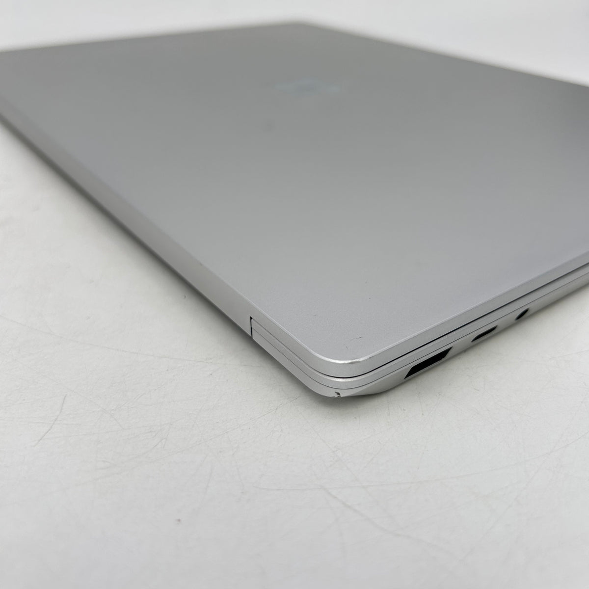Microsoft Surface Laptop 3 15" Ryzen 7 3700U 2.3GHz 16GB RAM 512GB SSD 1873