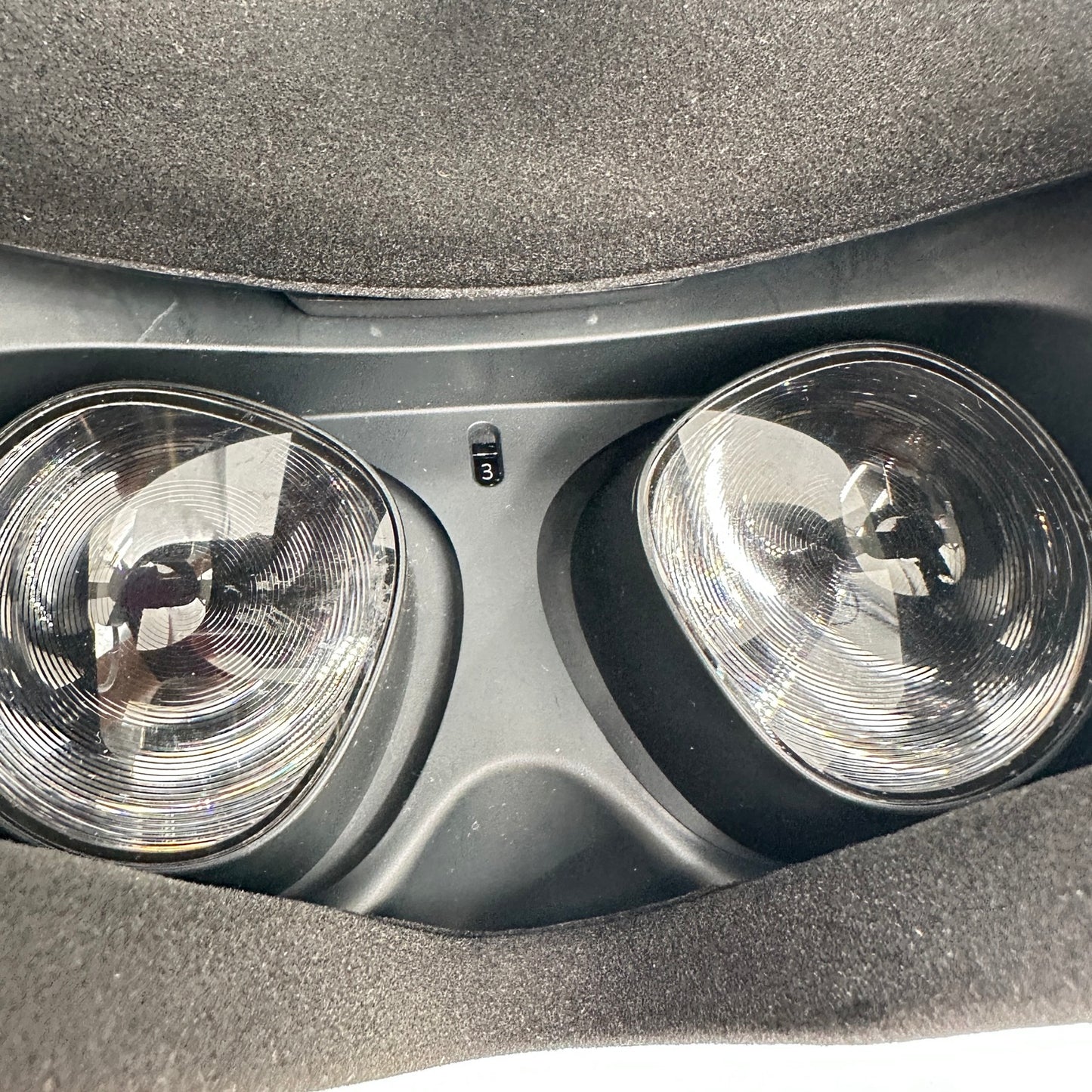 Meta Quest 2 64GB Standalone All-in-One VR Headset KW49CM w/ Elite Strap
