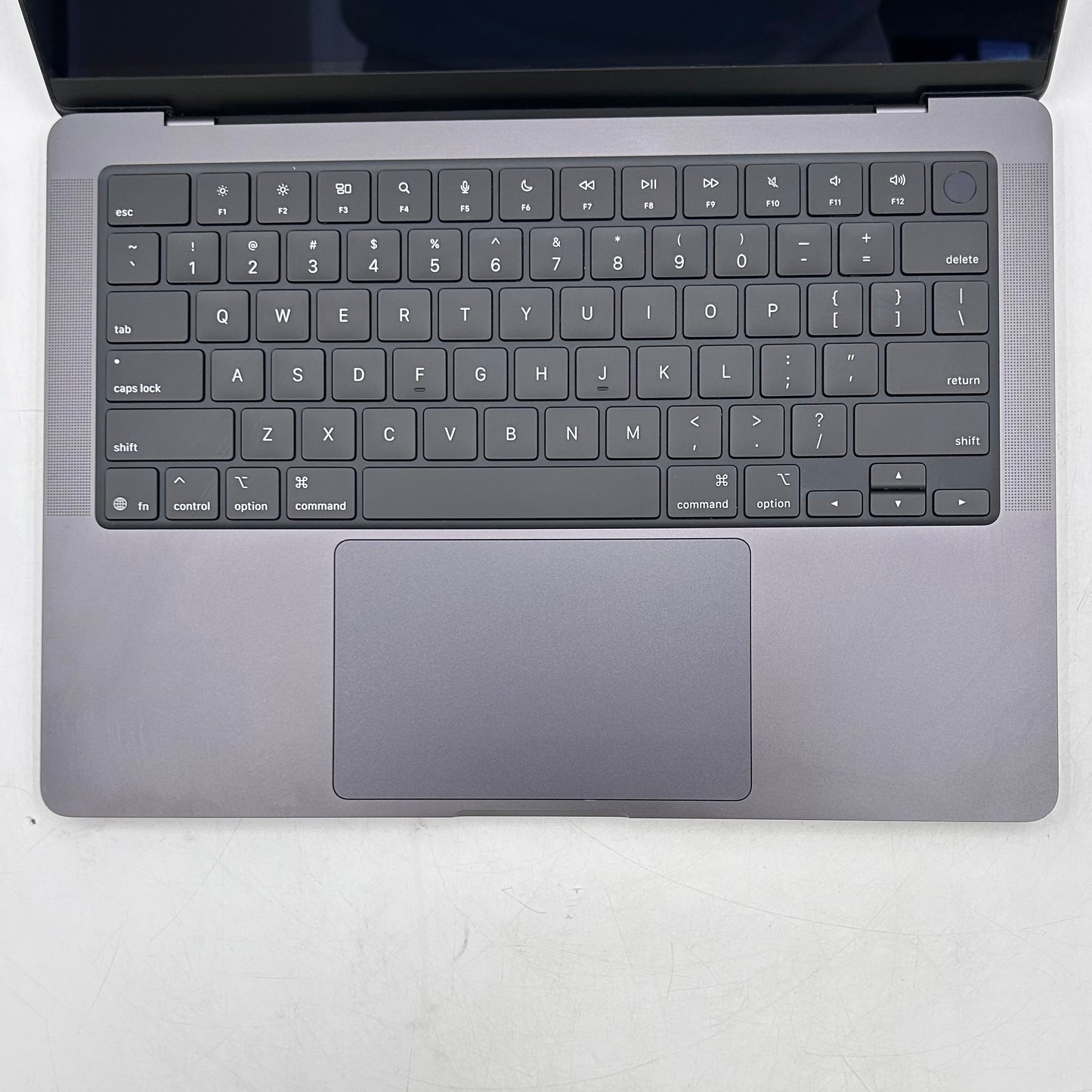2026 Apple MacBook Pro 14" M5 8C GPU 4.6GHz 16GB RAM 512GB SSD A3434