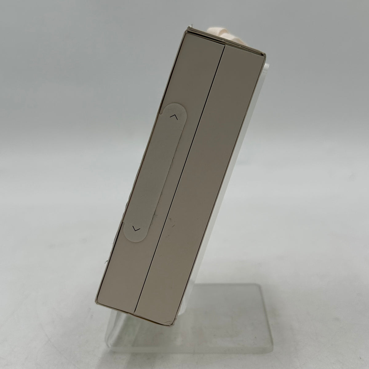 New Oura Ring Gen 5 Size 9 Gold Titanium Smart Ring JZ90-61616-09