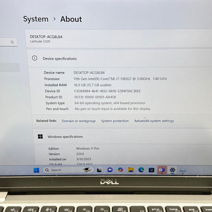 Dell Latitude 5320 13.3" i7-1185G7 3.0GHz 16GB RAM 256GB SSD Fair