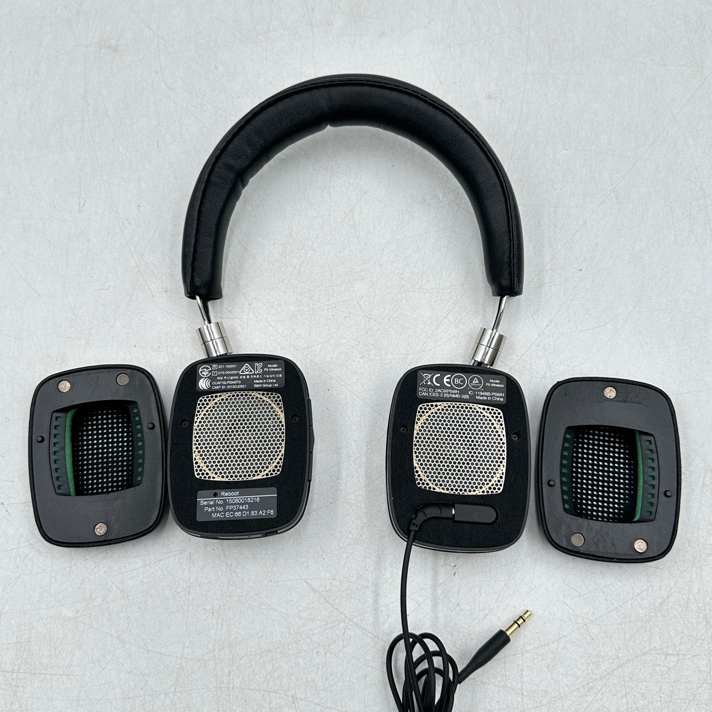 Bowers & Wilkins P5 Wireless Over-Ear Bluetooth Headphones Black FP37443