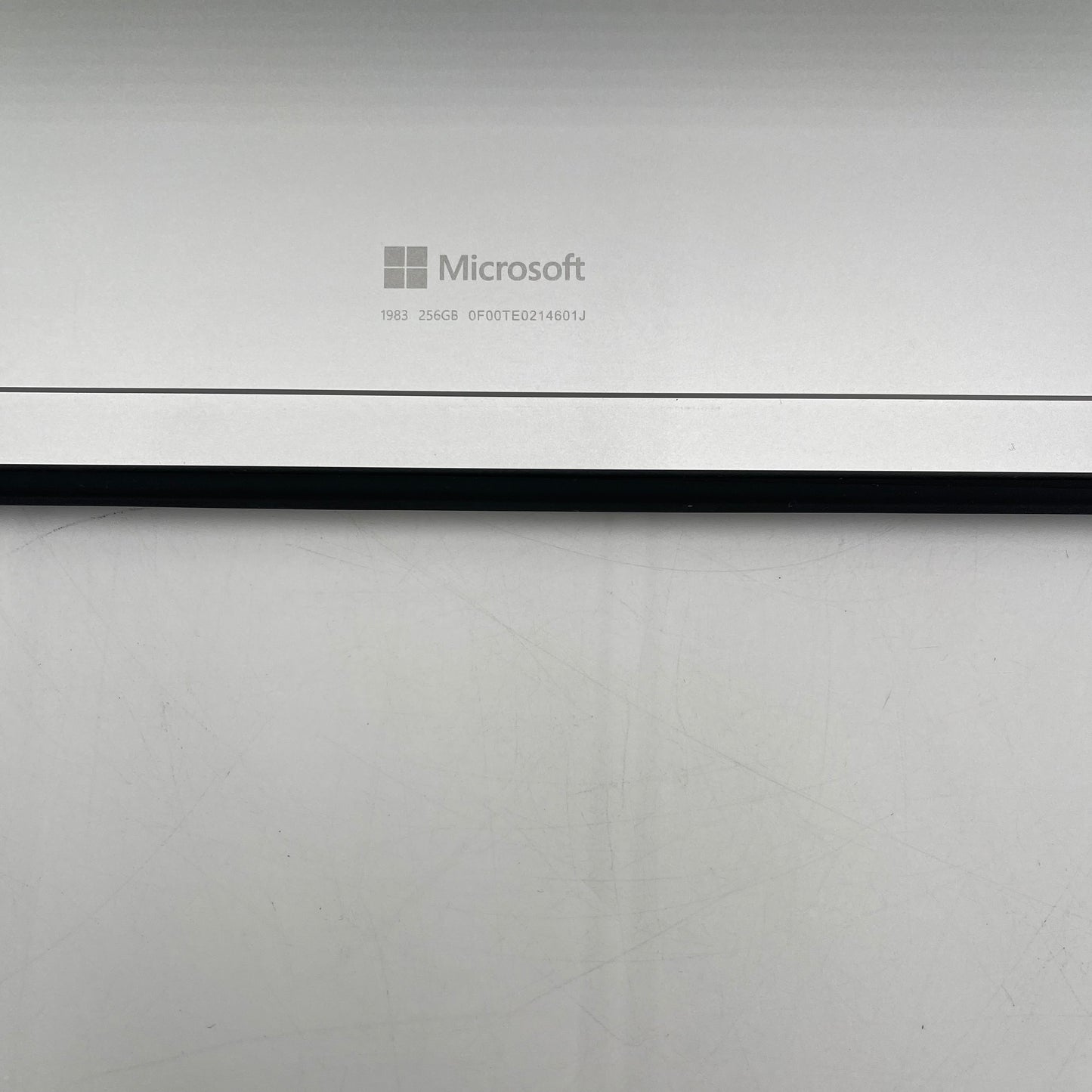 Microsoft Surface Pro 8 1983 13" i5-1145G7 2.6GHz 16GB RAM 256GB SSD