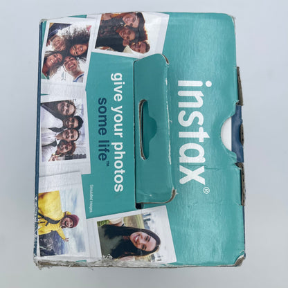 New FUJIFLIM Instax Mini 12 With 10 Sheets