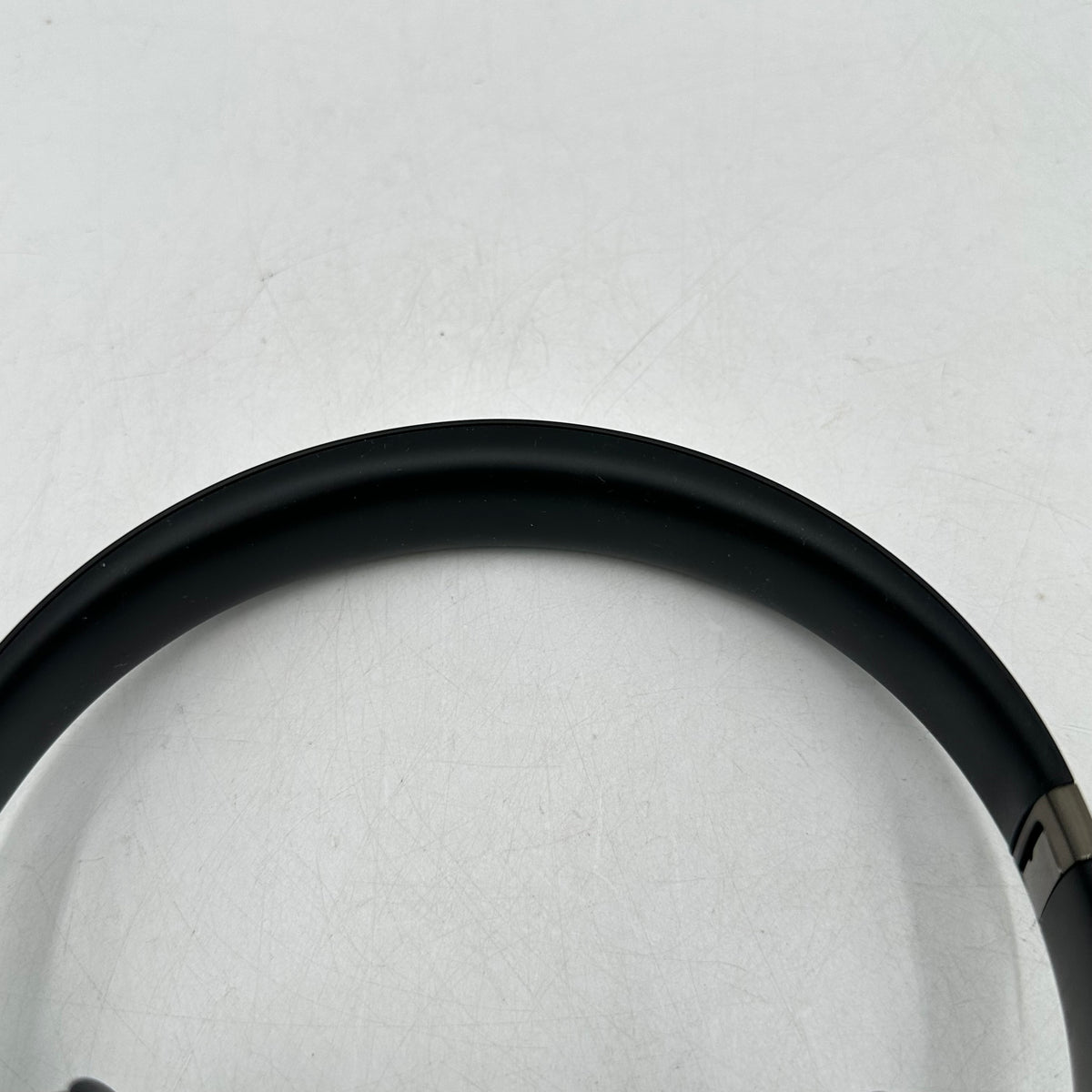 Beats Solo4 Wireless On-Ear Bluetooth Headphones Black MUW23LL/A