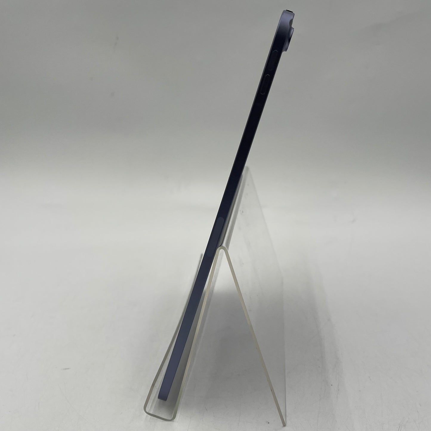 WiFi Only Apple iPad Air 5th Gen 64GB Purple MME23LL/A