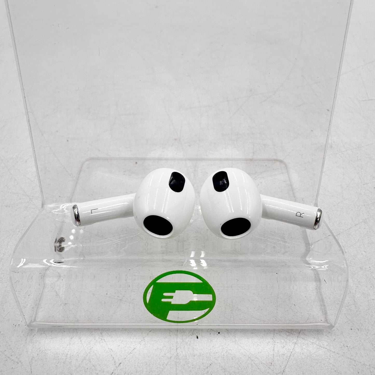 Apple AirPods 3rd Gen A2897 w/ Lightning Charging Case