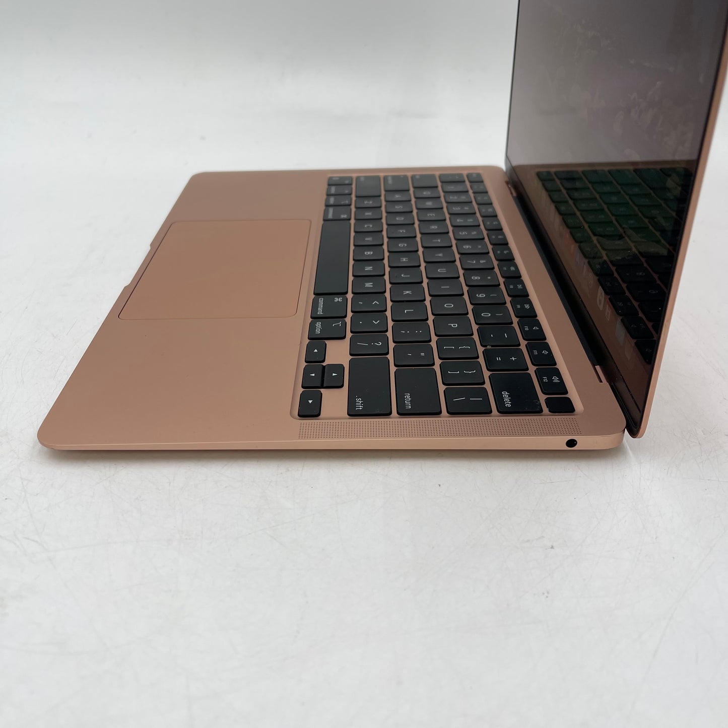 2020 Apple MacBook Air 13.3" M1 7C GPU 3.2GHz 8GB RAM 512GB SSD A2337