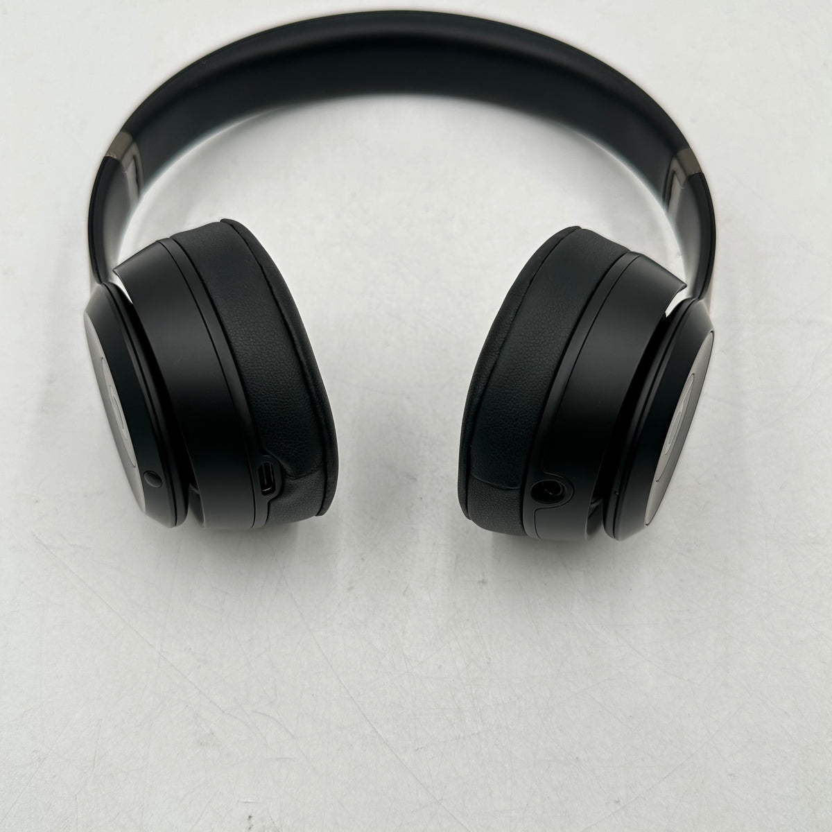 Beats Solo4 Wireless On-Ear Bluetooth Headphones Black MUW23LL/A