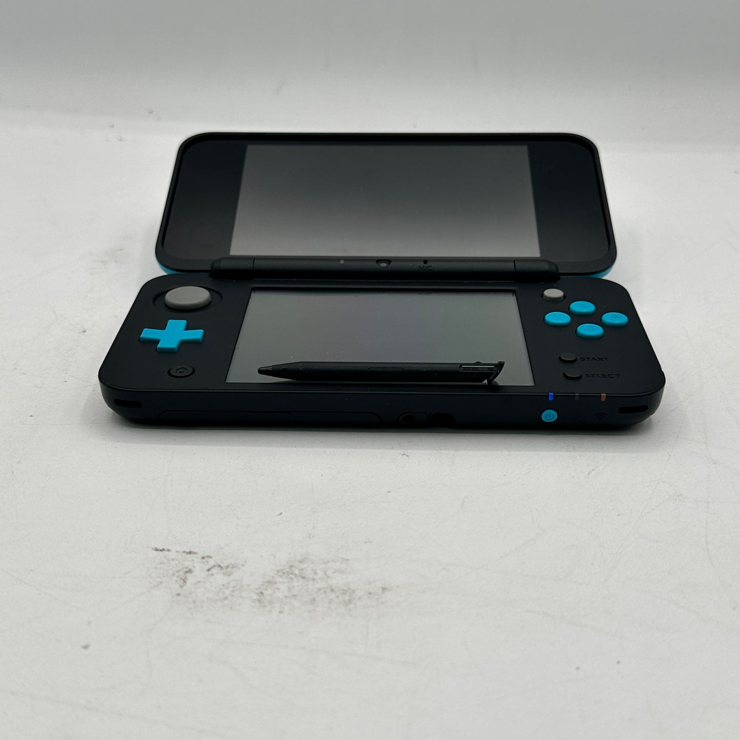 Nintendo 2DS XL Handheld Game Console Only Jan-001 Black