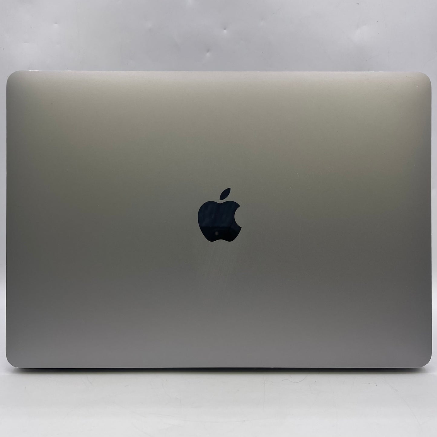 2020 Apple MacBook Pro 13.3" i5 2.0GHz 16GB RAM 512GB SSD Space Gray A2251