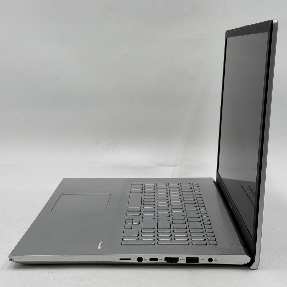 Asus Vivobook 17 X712J 17.3" i3-1005G1 1.2GHz 8GB RAM 1TB HDD 256GB SSD READ