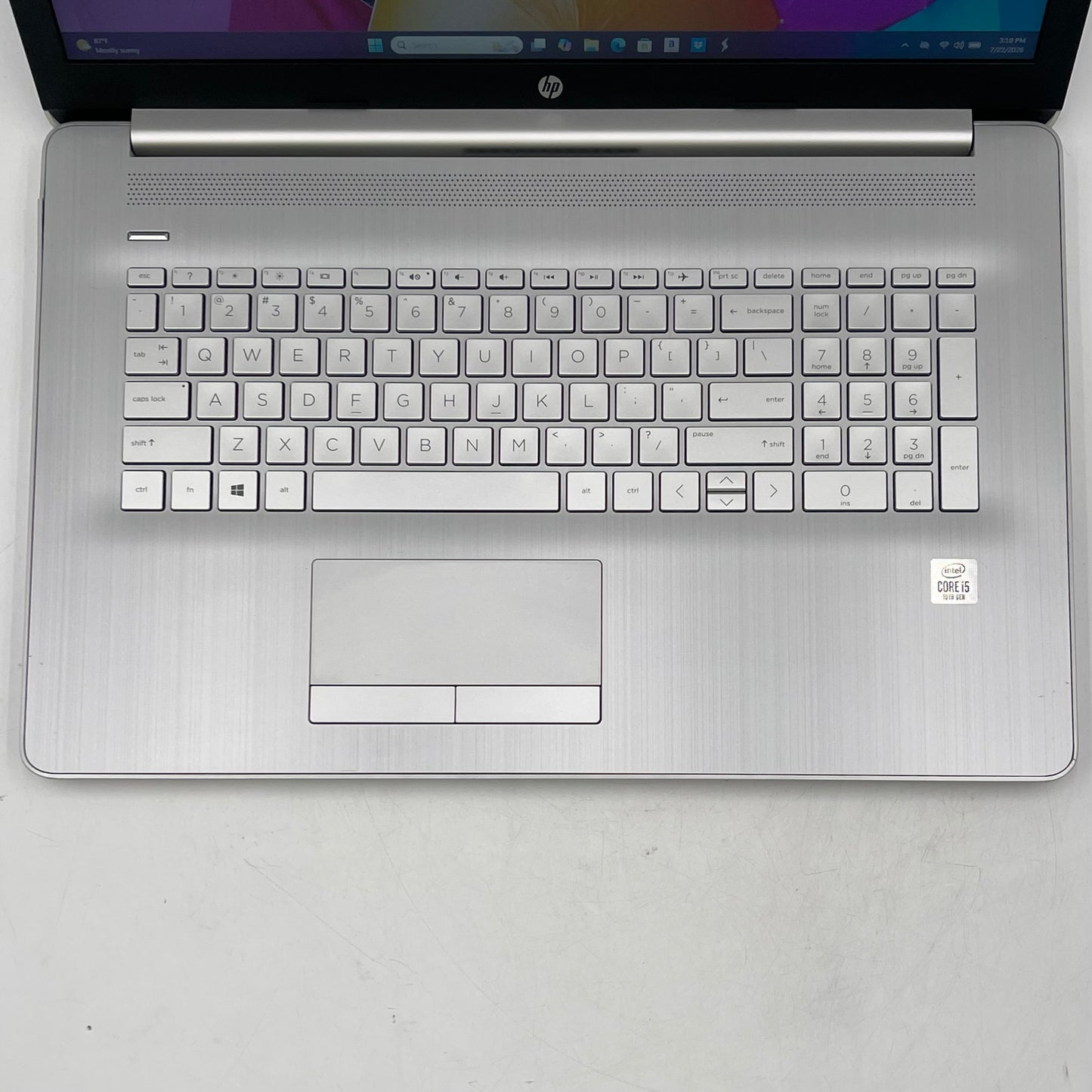 HP 17-by3065st 17.3" i5-1135G7 1.0GHz 8GB RAM 1TB HDD 120GB SSD