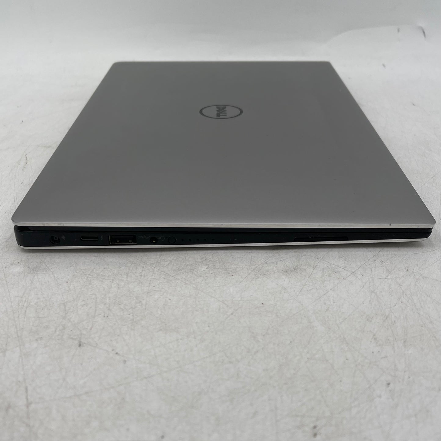 Dell XPS 9360 13.3" i7-8550U 2.0GHz 8GB RAM 256GB SSD