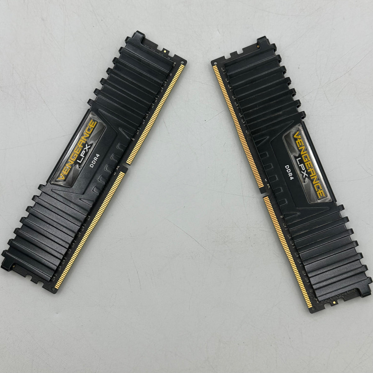 Corsair Vengeance LPX 16GB (2x8GB) RAM DDR4 3200MHz CMK16GX4M2B3200C16