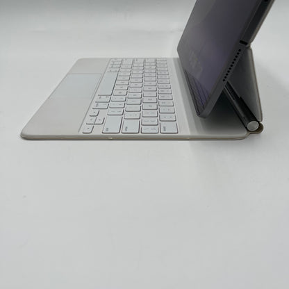 Unlocked Apple iPad Pro 12.9" 5th Gen 2TB Silver NHP43LL/A w/ Pencil & Keyboard
