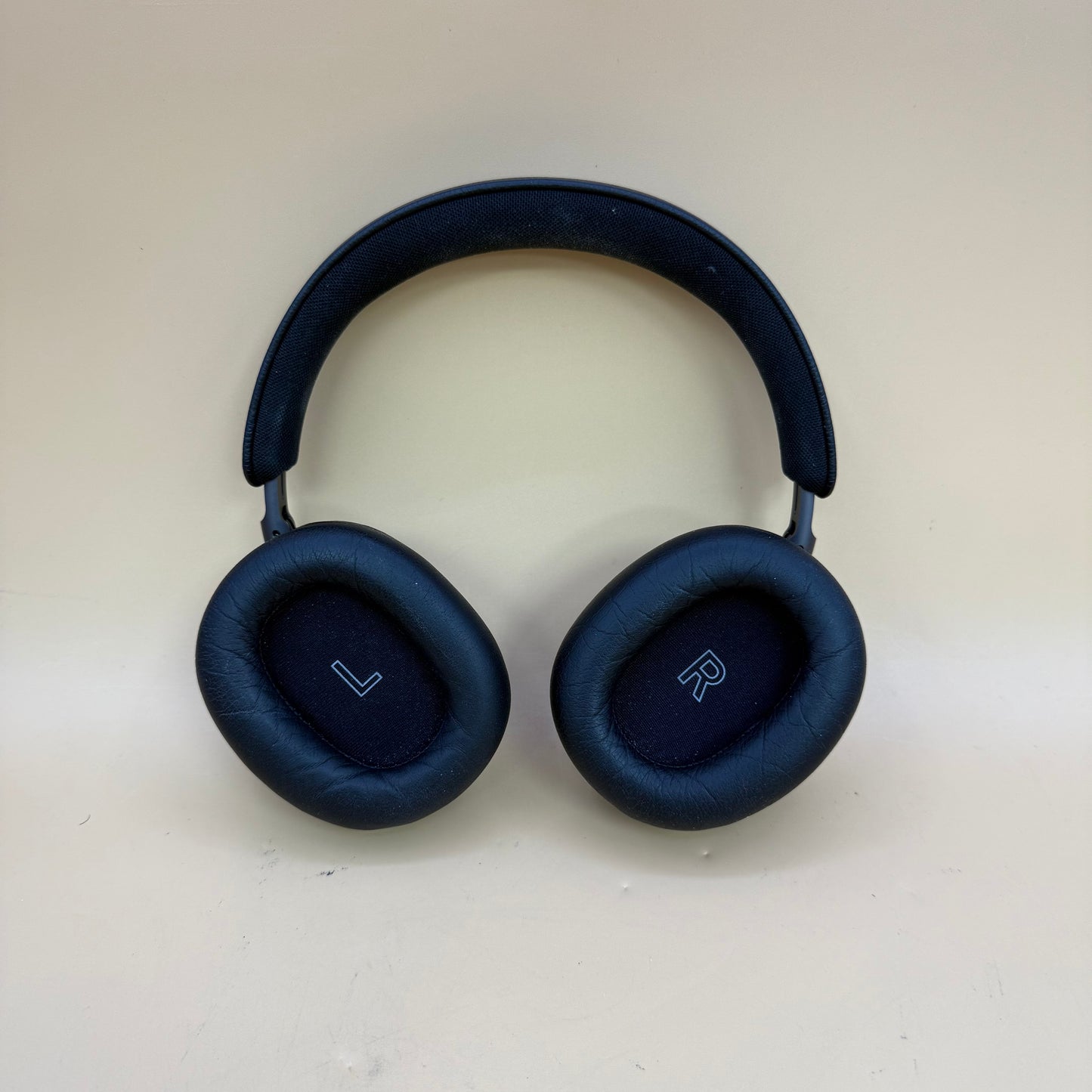 Bang & Olufsen BeoPlay H95 Active Noise Cancellation Headphones  Black