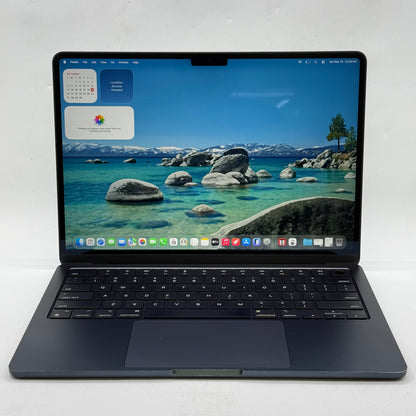 2022 Apple Macbook Air 13.6" M2 8C GPU 3.5GHz 8GB RAM 256GB SSD A2681