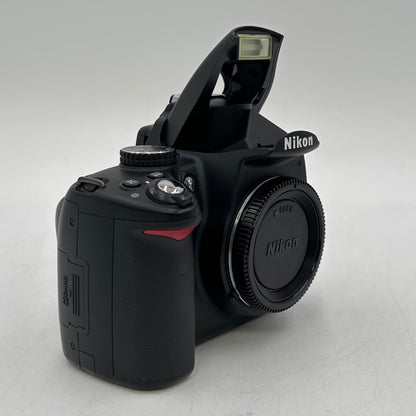 Nikon D5000 13.3MP Digital SLR DSLR Camera w/ Nikkor 18-55mm lens