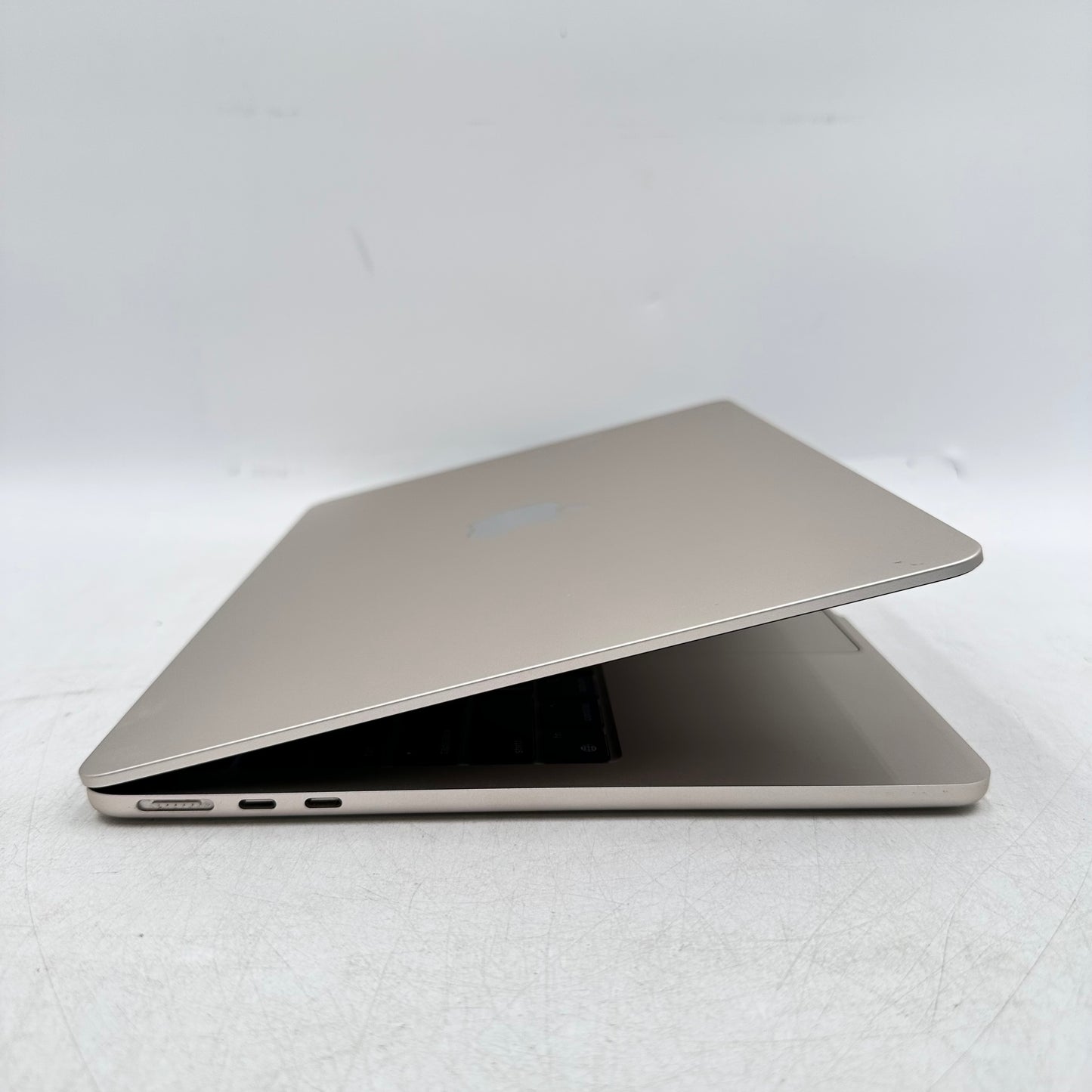 2024 Apple MacBook Air 13.6" M3 8C GPU 4.0GHz 8GB RAM 256GB SSD MRXT3LL/A