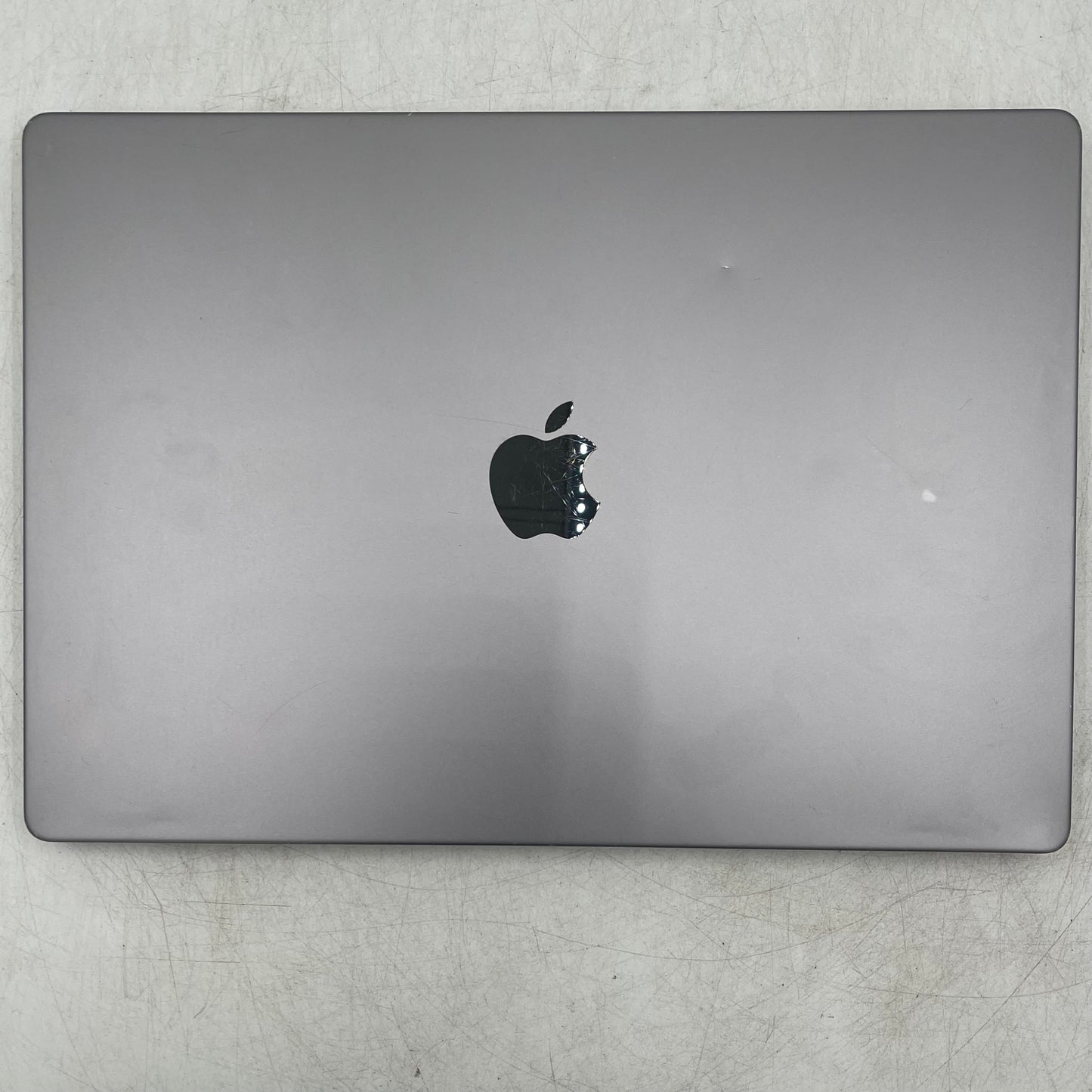 2021 Apple MacBook Pro 16" M1 Pro 16C GPU 3.2GHz 16GB RAM 512GB SSD A2485