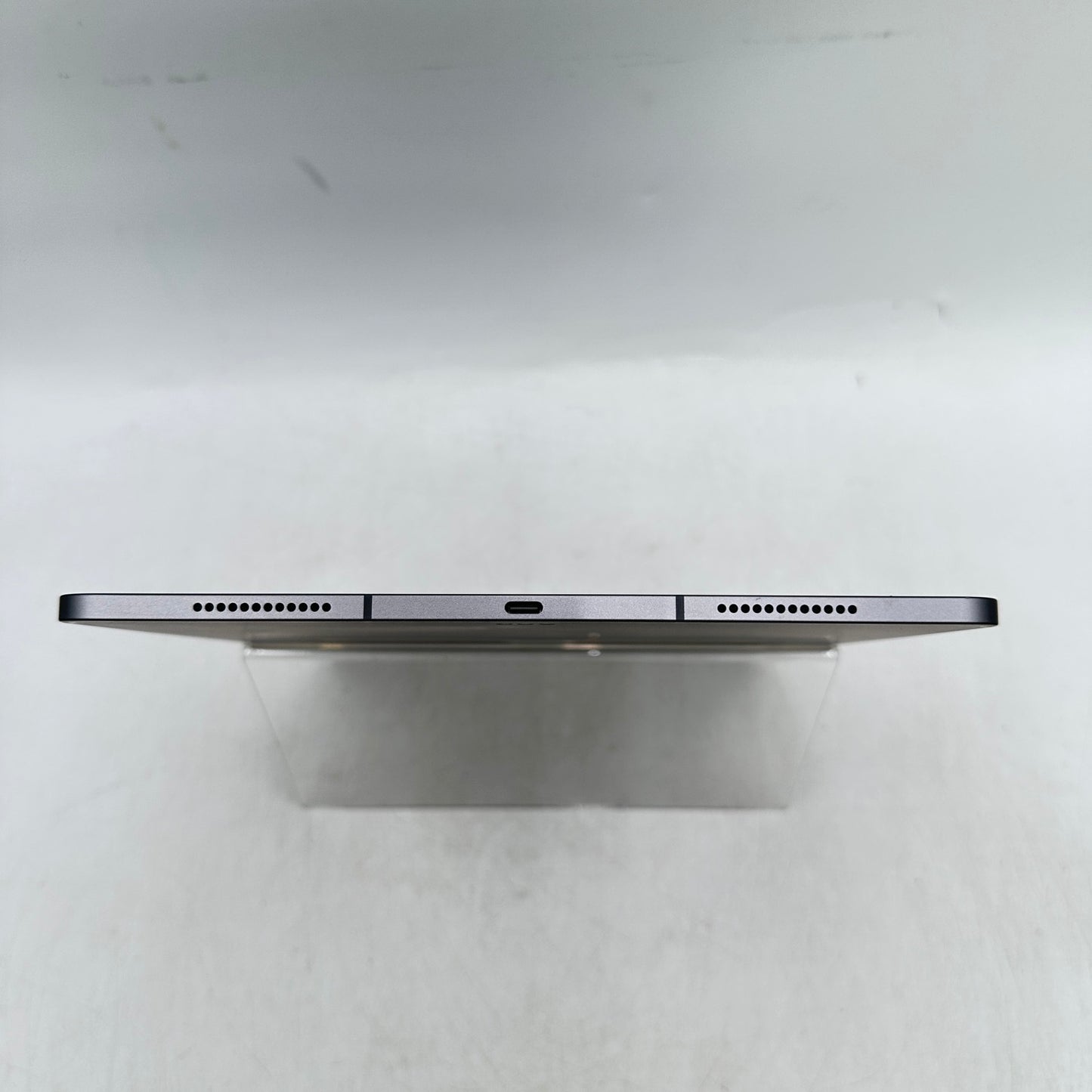 Unlocked Apple iPad Air 13" M2 512GB Space Gray MV703LL/A
