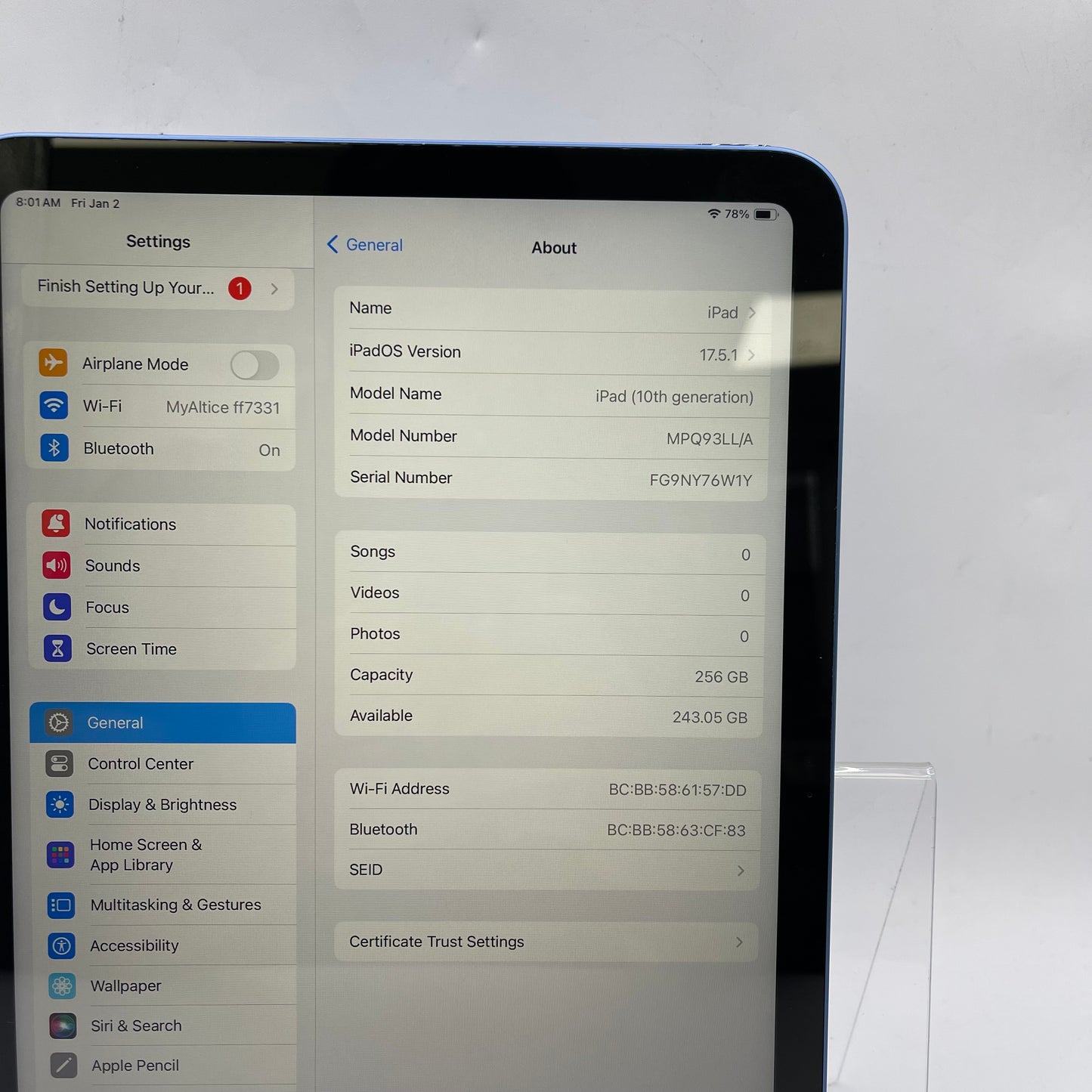 WiFi Only Apple iPad 10th Gen 256GB Blue MPQ93LL/A with Apple Care+