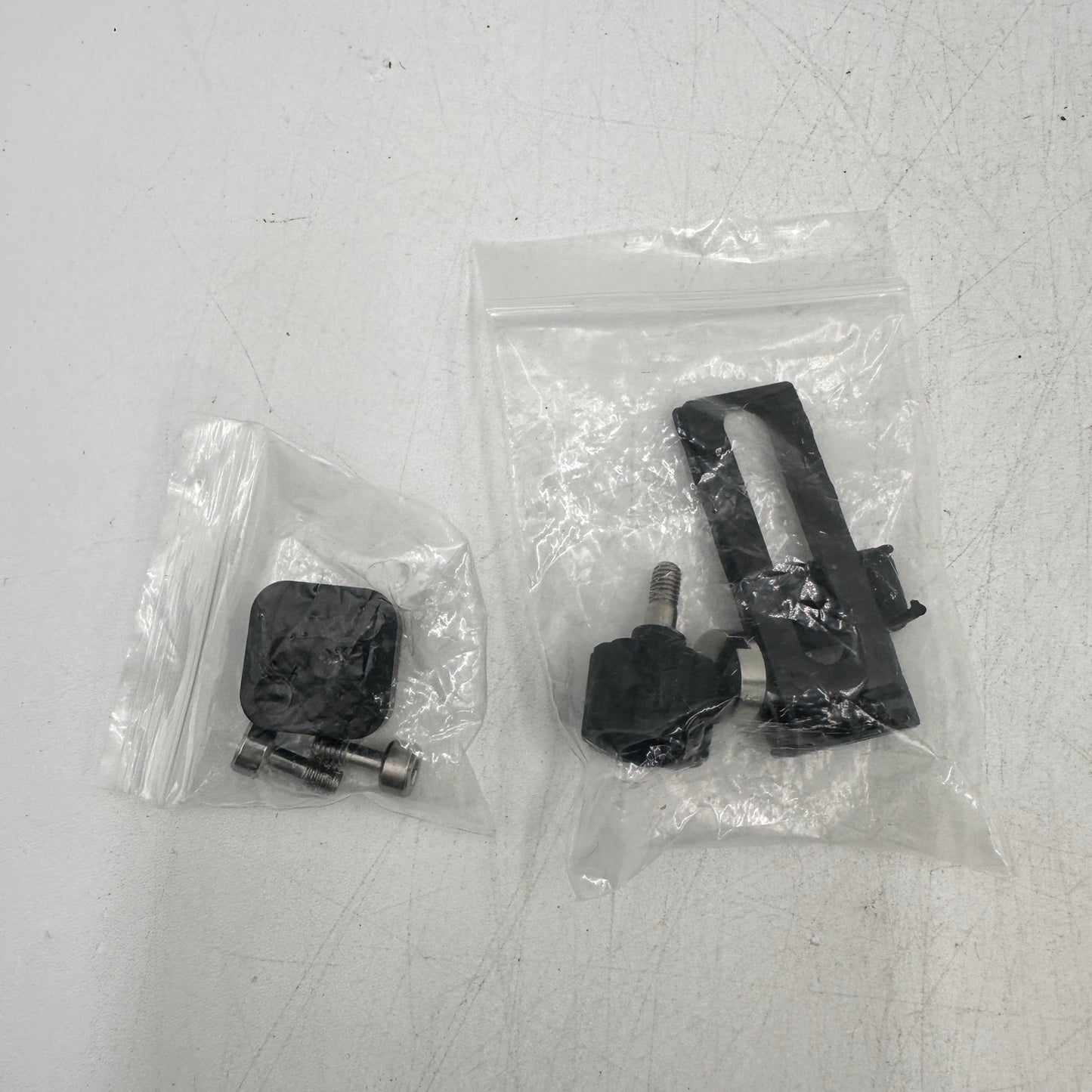 DJI RS 4 PRO Combo  3-Axis Gimbal Stabilizer P04P