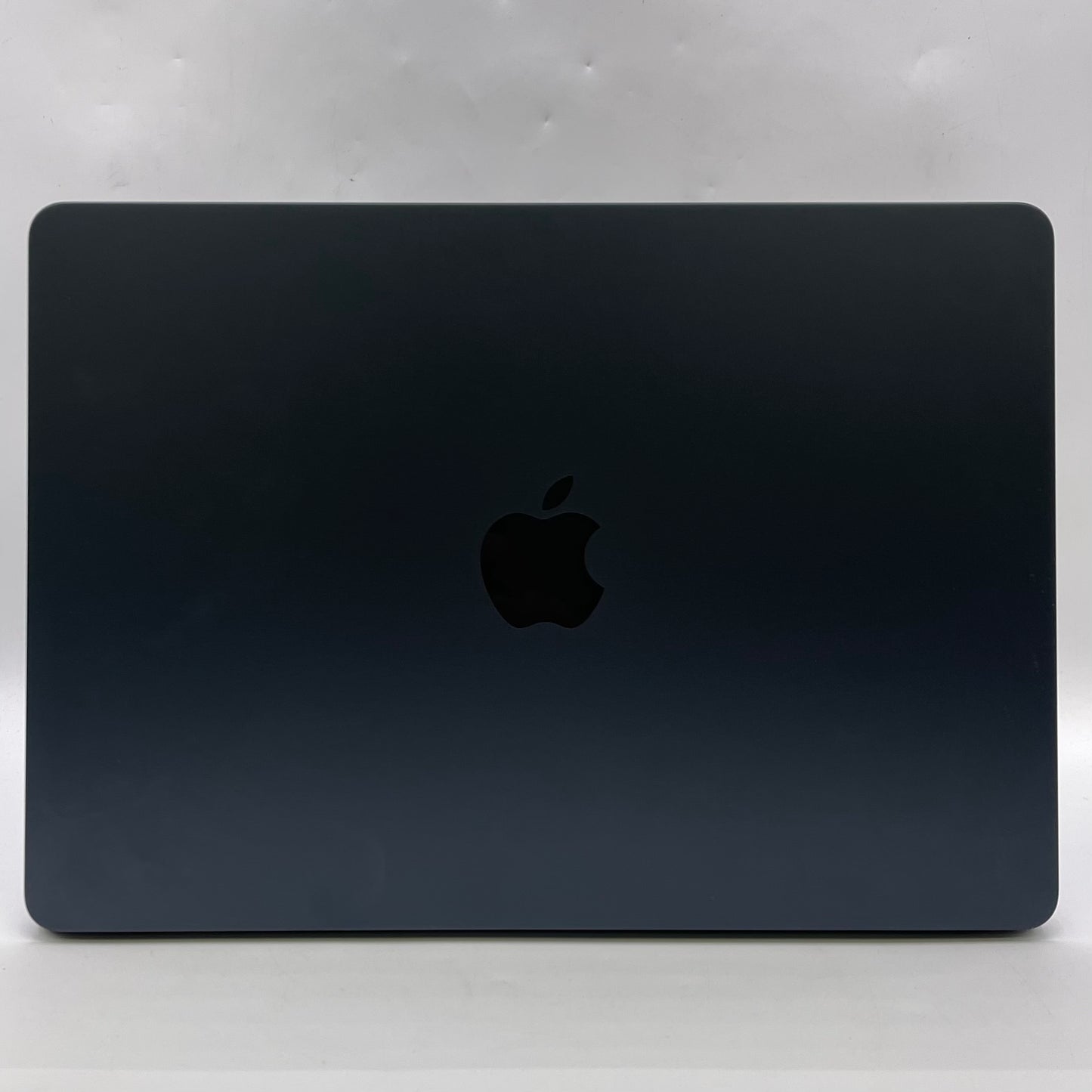 2022 Apple MacBook Air 13.6" M2 8C GPU 3.5GHz 16GB RAM 256GB SSD A2681