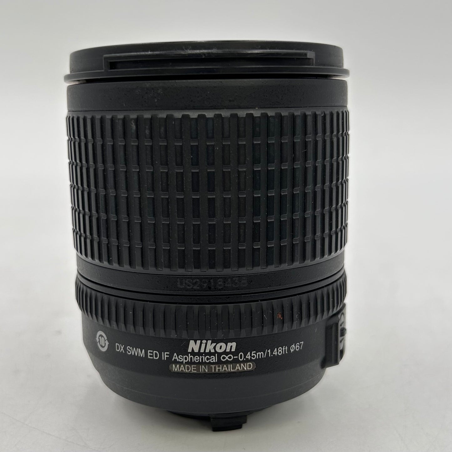 Nikon AF-S DX NIKKOR 18-135mm f/3.5-5.6 Auto & Manual Lens F