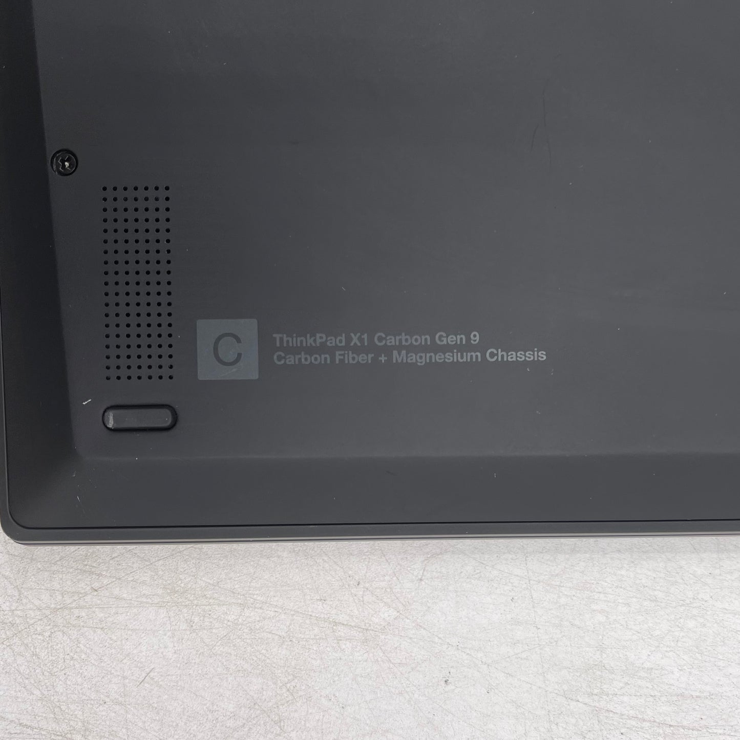 Lenovo ThinkBook X1 Carbon Gen 9 14" i7-1185G7 3.0GHz 16GB RAM 512GB SSD