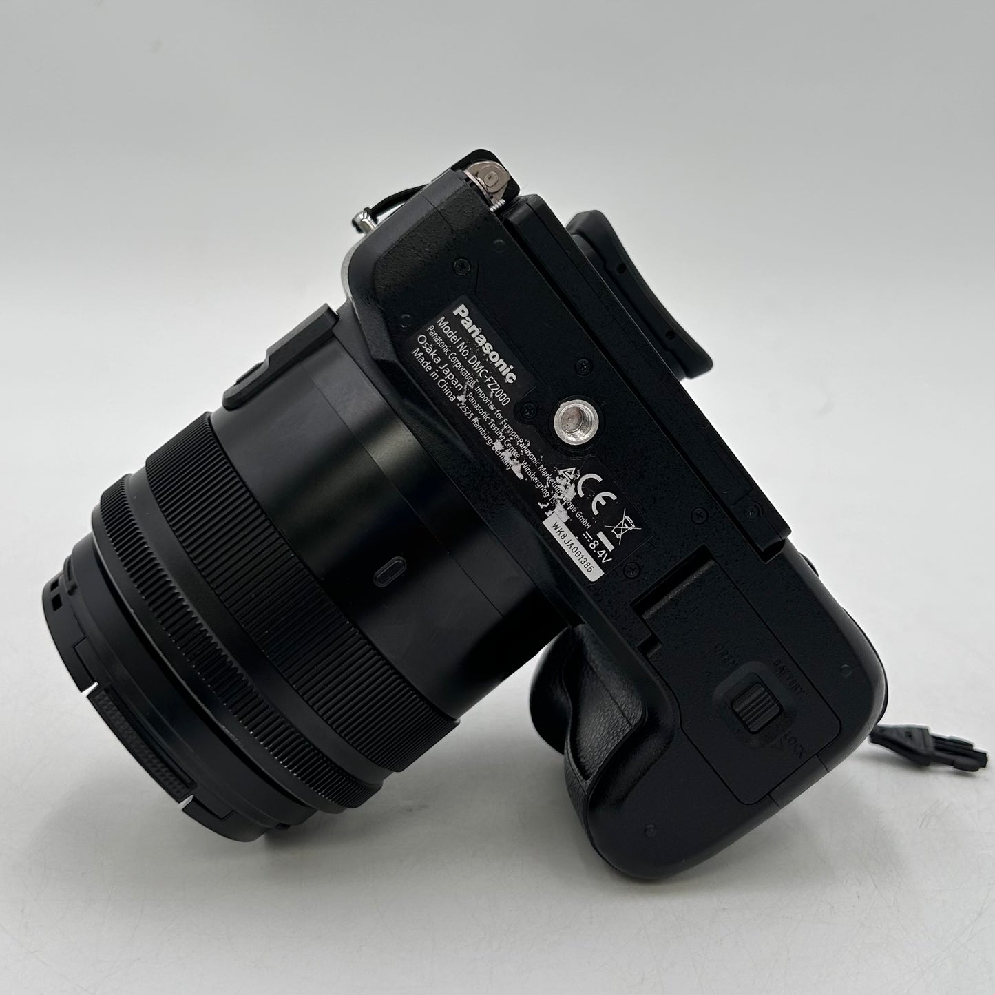 Panasonic Lumix DMC-FZ2000 20.1MP SuperZoom Bridge Camera 90 Shutter Count Read