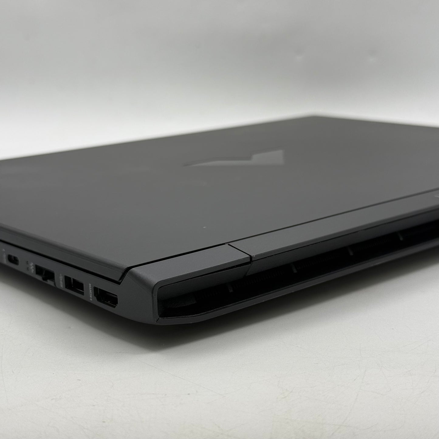 HP Victus 15-FB2063DX 15.6" Ryzen 5 7535HS 3.3GHz 8GB RAM 512GB SSD