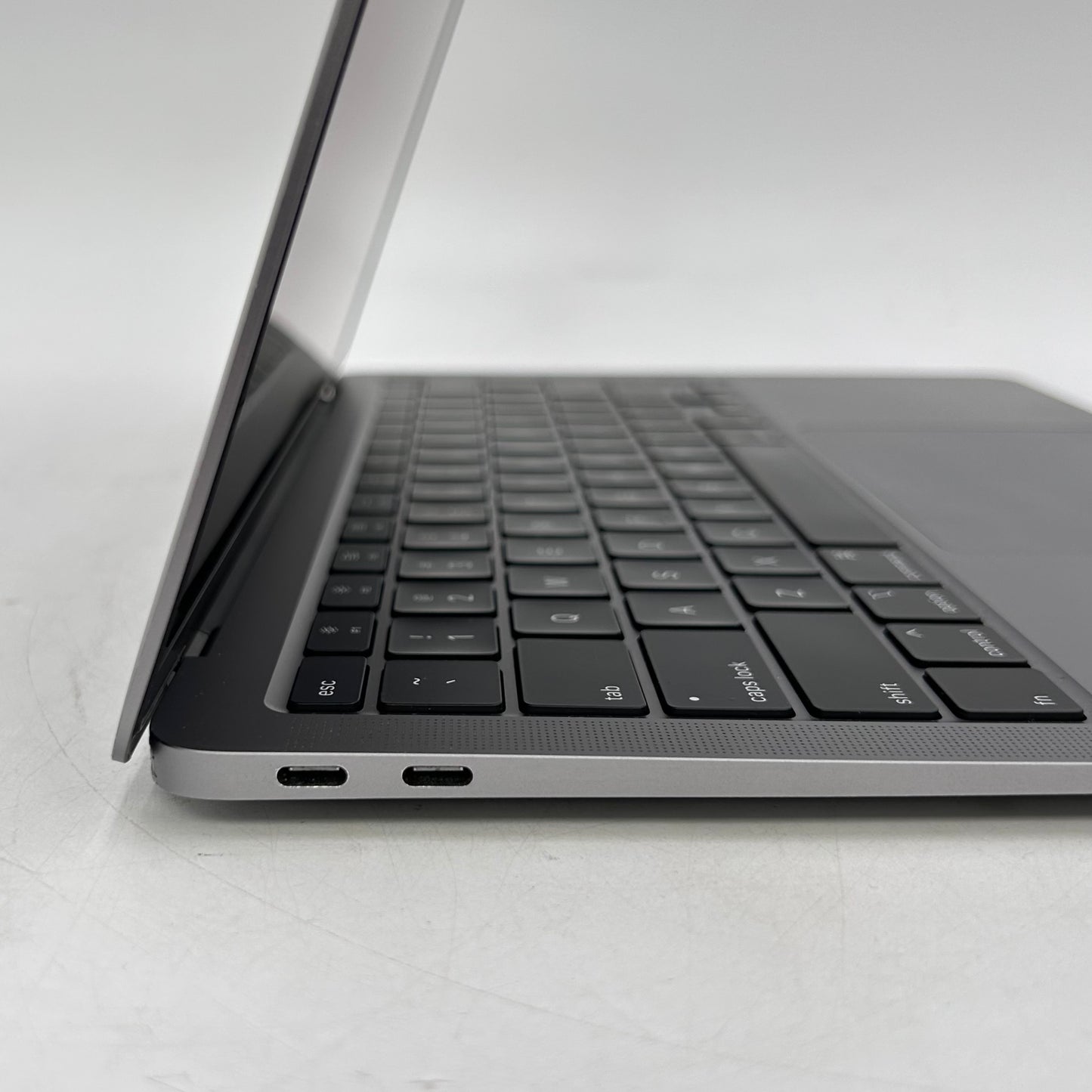 2020 Apple MacBook Air 13.3" i3 1.1GHz 8GB RAM 256GB SSD Space Gray A2179