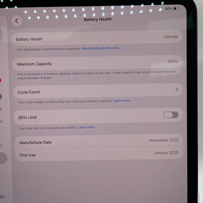 Unlocked Apple iPad Pro 13" M5 256GB Space Black ME7W4LL/A