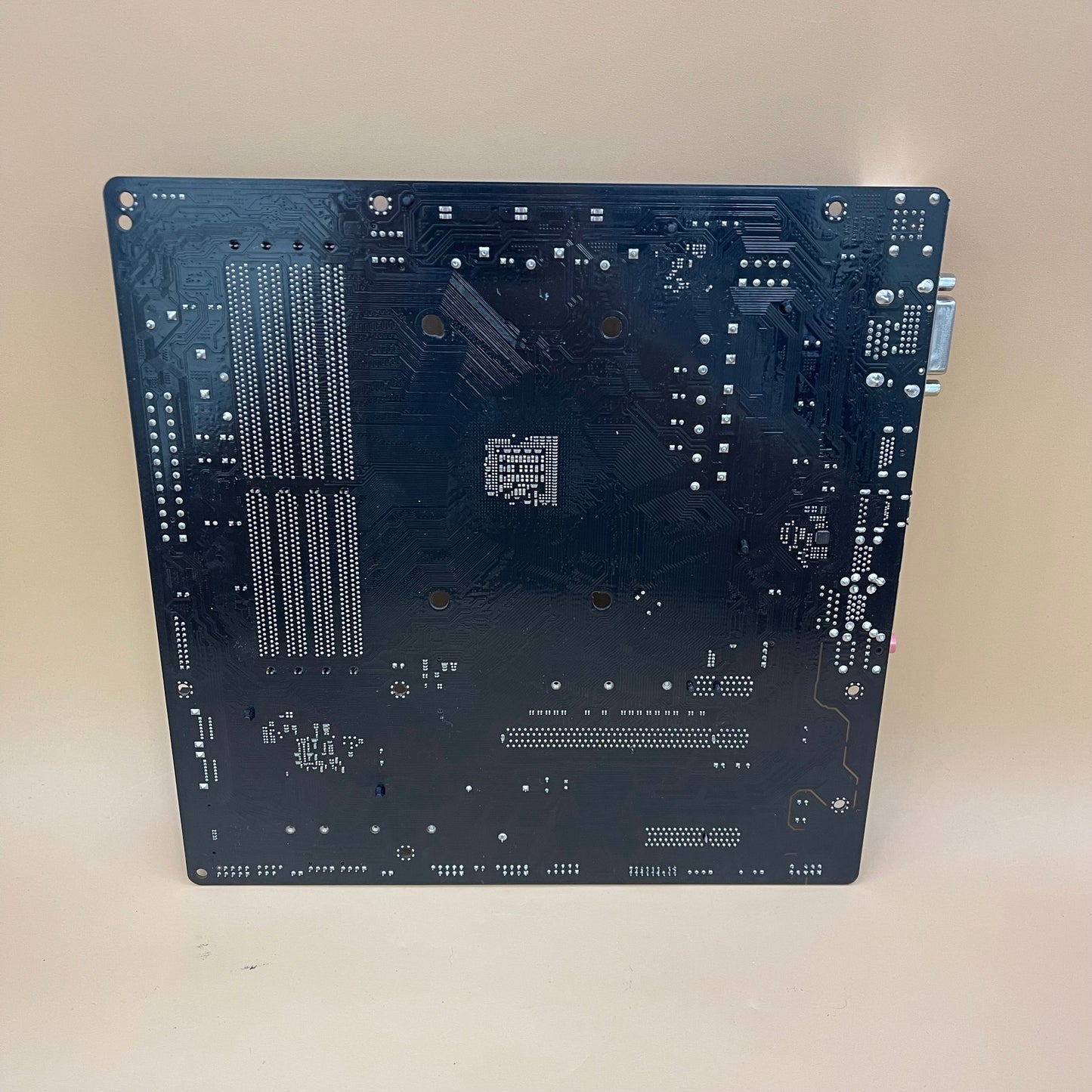 ASRock B450M Pro4  AMD AM4 mATX