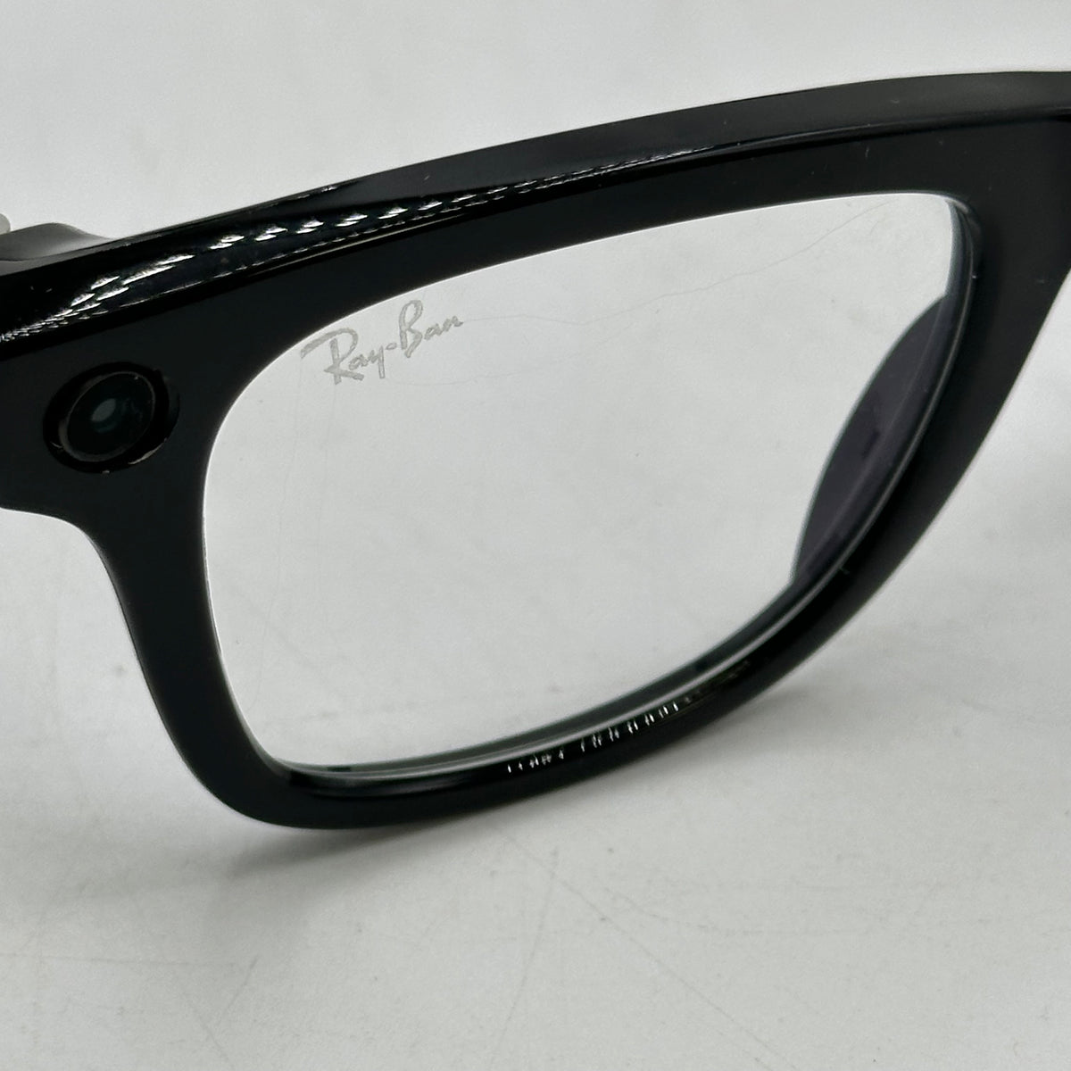 Ray-Ban Meta Wayfarer Gen 2 Shiny Black Transitions RW4012 601/1M AI Glasses