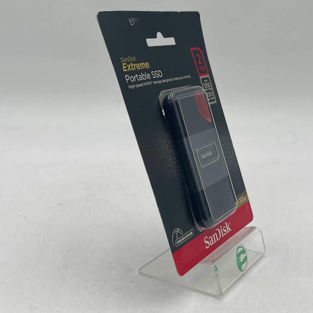 New SanDisk Portable Extreme Portable SSD 2TB USB-C to USB-C SSD SDSSDE61-2T00