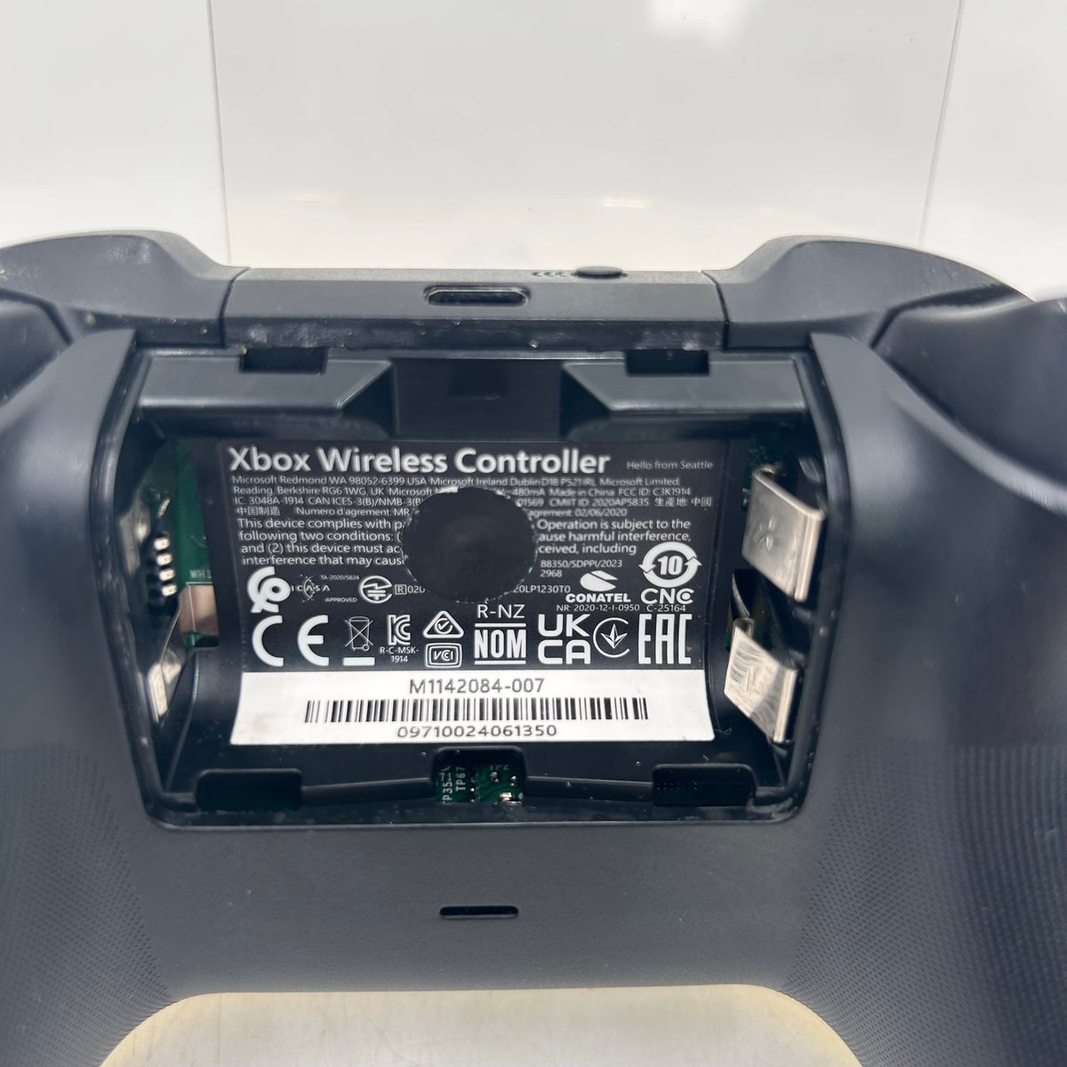 Microsoft Xbox Series X|S Wireless Controller Black/Gold 1914