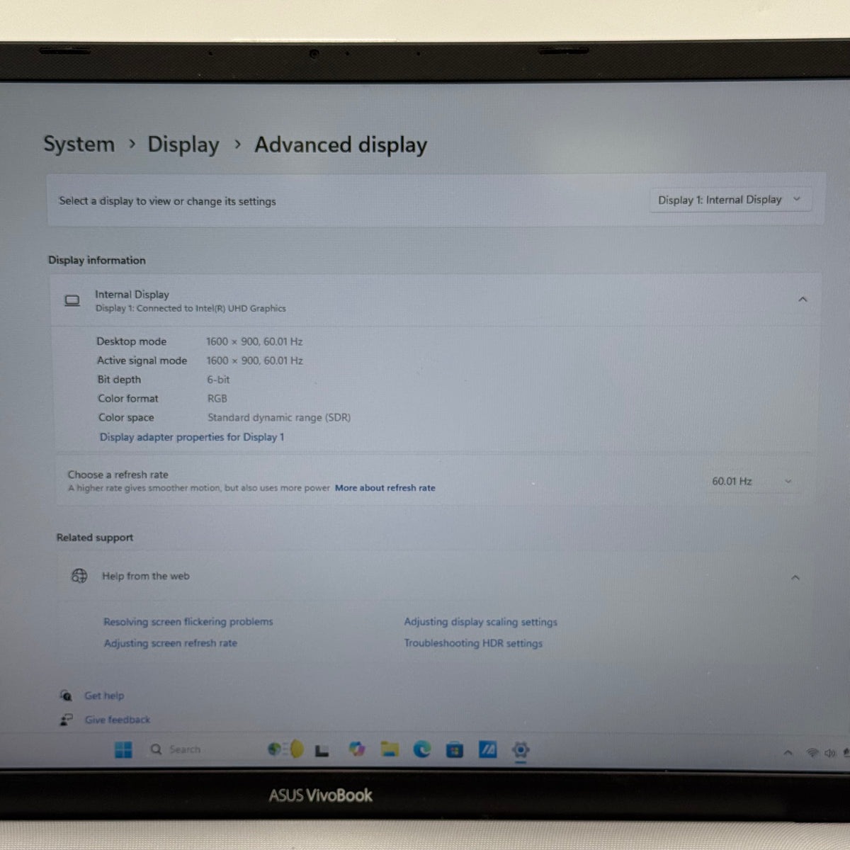 Asus Vivobook 17 X712J 17.3" i3-1005G1 1.2GHz 8GB RAM 1TB HDD 256GB SSD READ